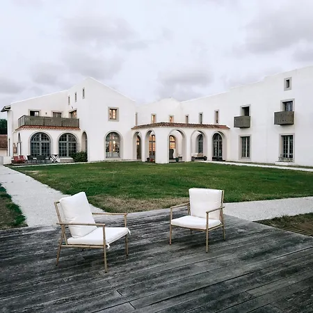 Villa Clara, Residence Face A L'Ocean Et Au Golf De Chiberta-2